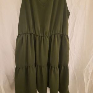 Stretchy lightweight, Green Dress. Sz Lg